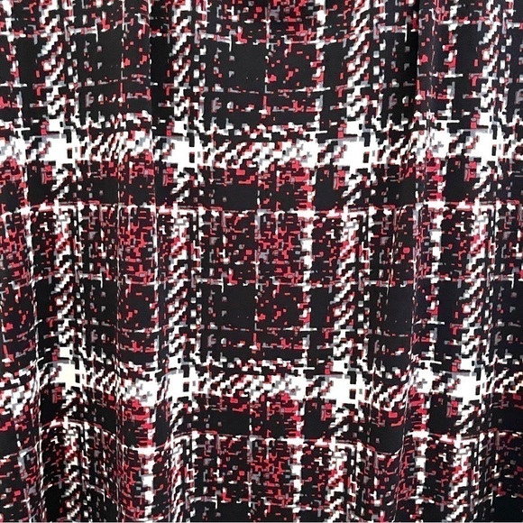 3/$20 ❤️ JONES Studio Black Red Abstract Cap Sleeve Top US XL - Picture 4 of 6